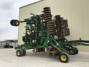 2022 John Deere H550 3