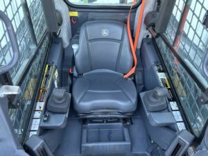 2025 John Deere 325G 8